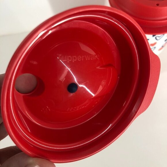 Tupperware Heart to Heart Red White Eco Cup To Go with Extra Lid Sz 490mL/16 oz - Picture 13 of 13